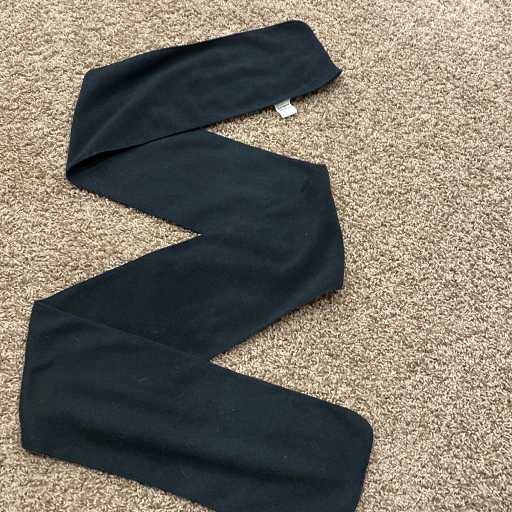 Old Navy Black fleece Scarf